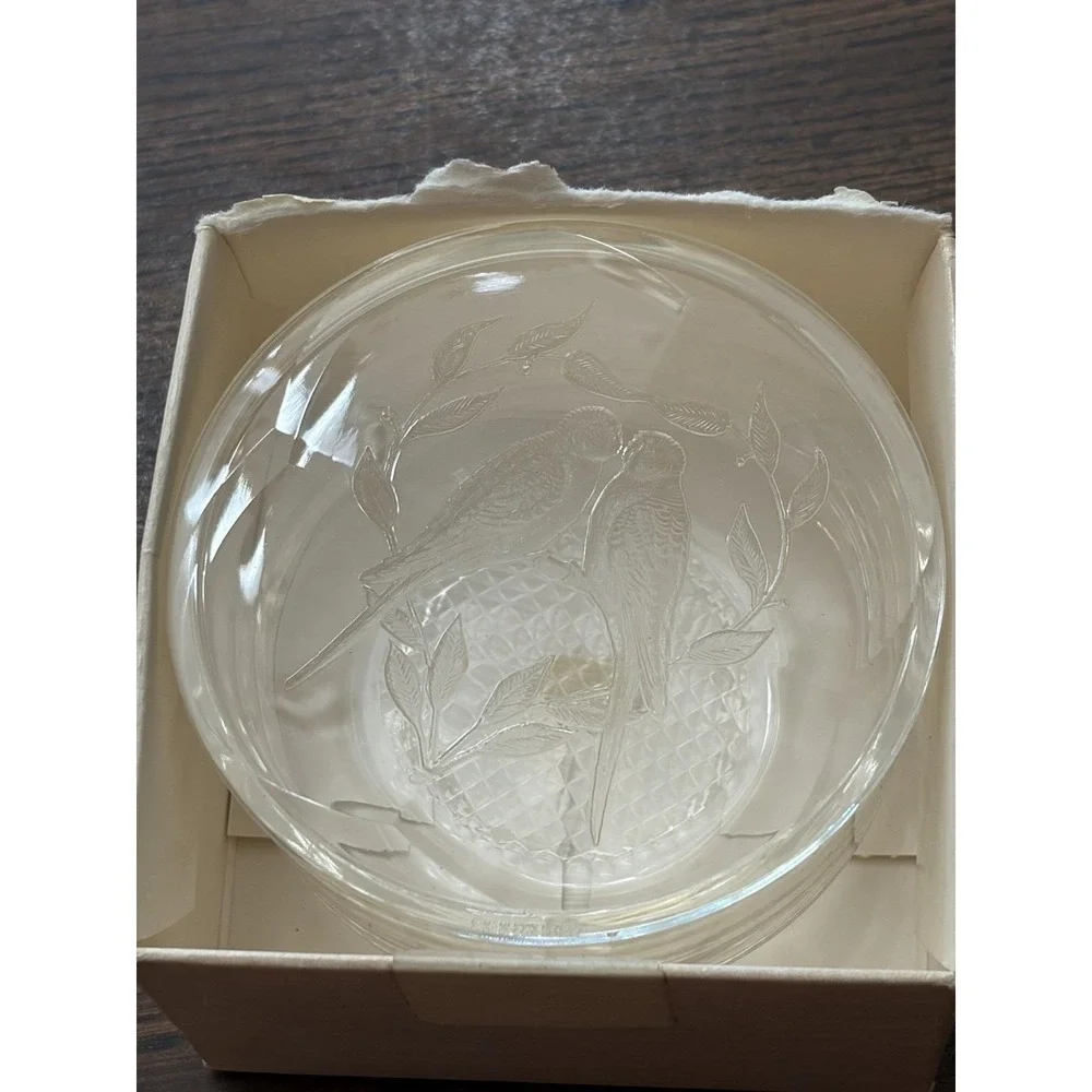 Vintage 1980 HENCO Trinket Box Parakeets Lovebirds Acrylic Cherishable